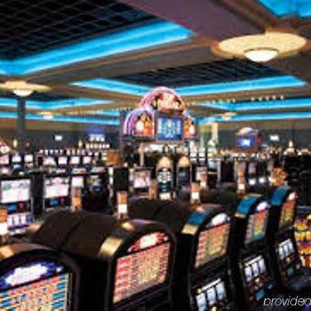 Riverwalk Casino Hotel Виксбург Экстерьер фото